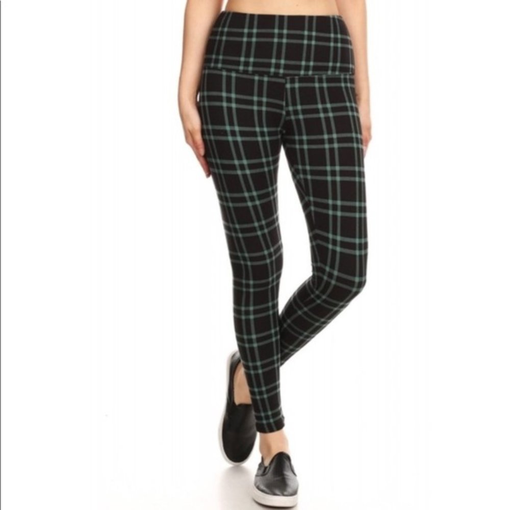Green and Black Yoga Pants